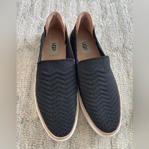 UGG Women’s Black Slip On Loafers - size 9